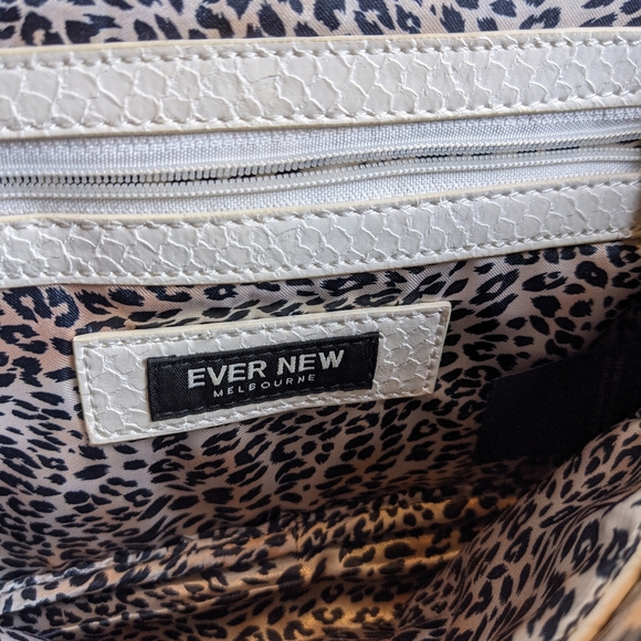Ever New White Crossbody with Gold Hardware - Picture 4 of 7